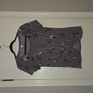 Candies size medium butterfly print blouse